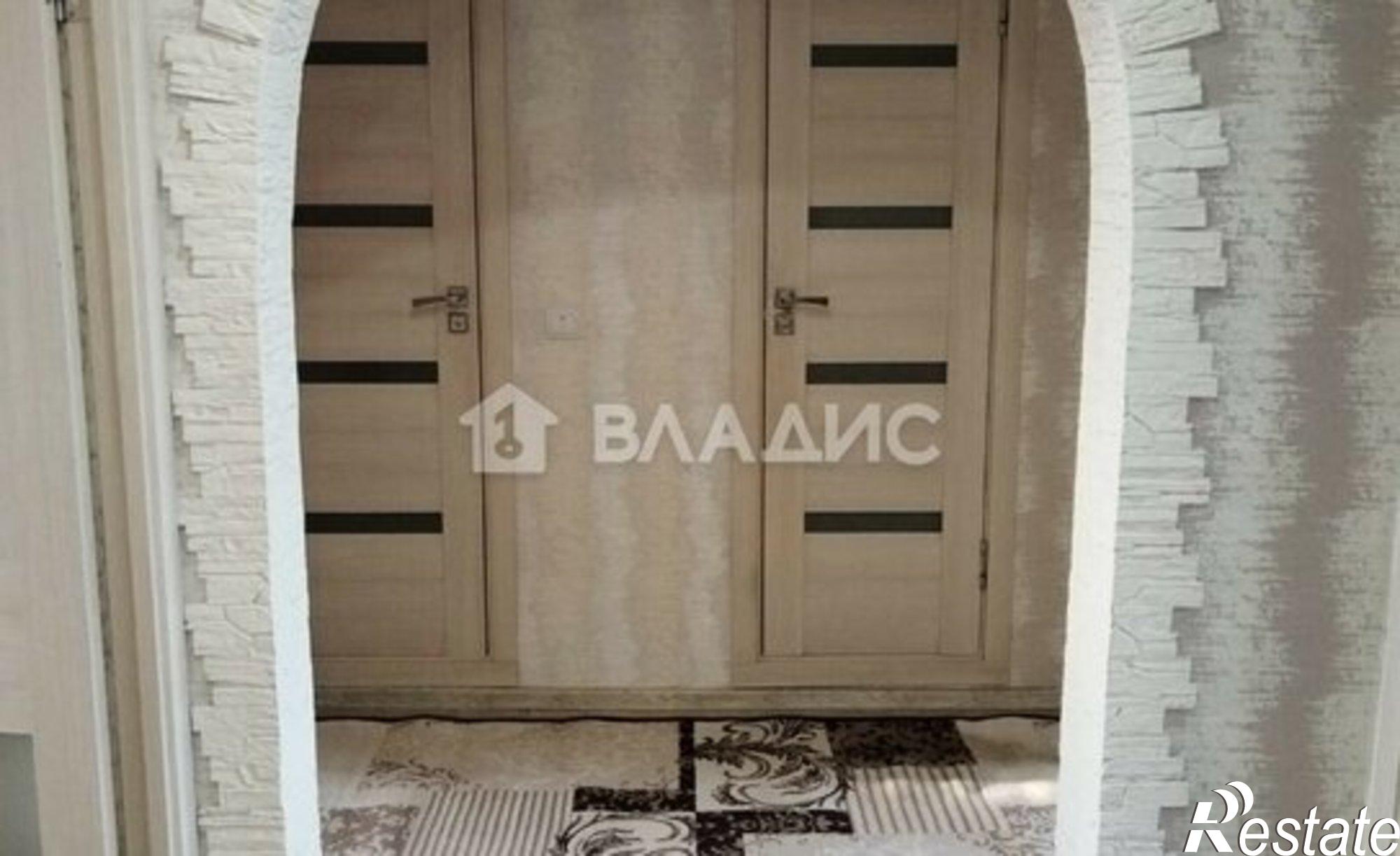 Купить квартиру за 7 950 000 рублей на 6-й микрорайон, 2