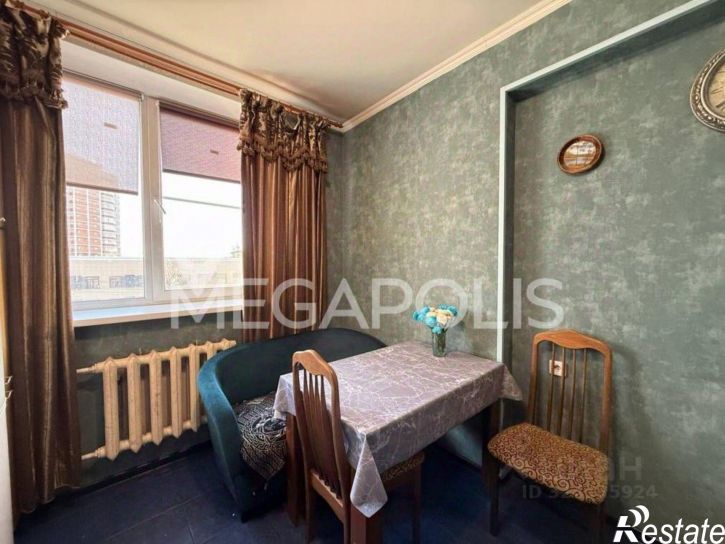 2-комн квартира улица Шилова, 8А,  д. 8А