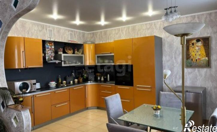 2-комн квартира улица Бутина, 115 к1,  д. 115 к1