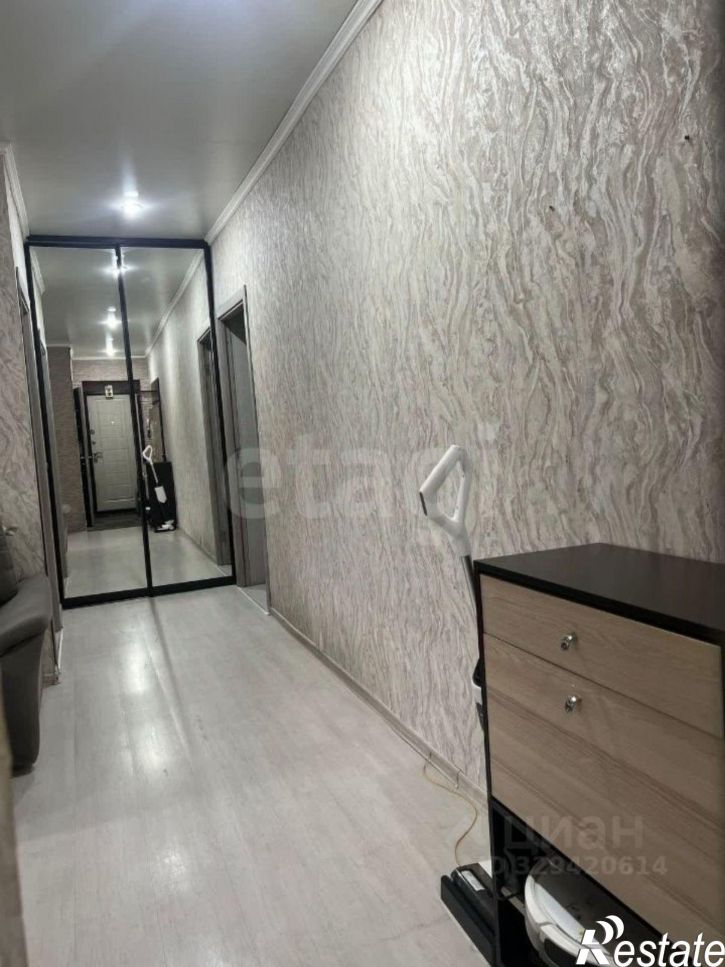 3-комн квартира Новобульварная улица, 82,  д. 82