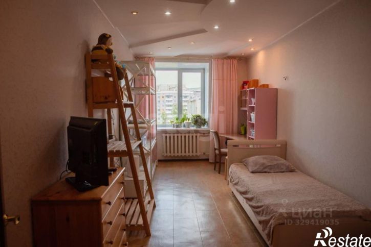 4-комн квартира Ангарская улица, 19,  д. 19