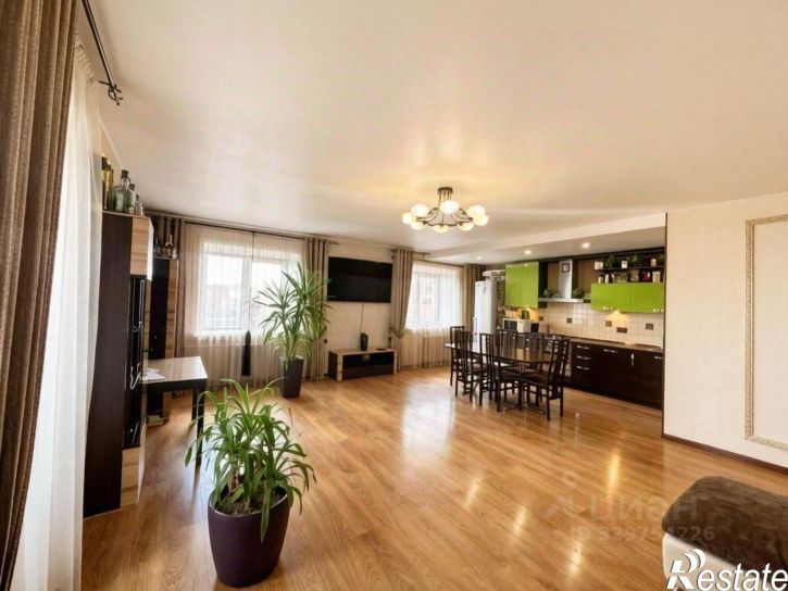 3-комн квартира улица Фёдора Гладкова, 8А,  д. 8А