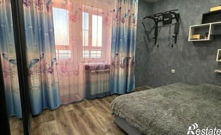 2-комн квартира улица Красных Коммунаров, 1,  д. 1