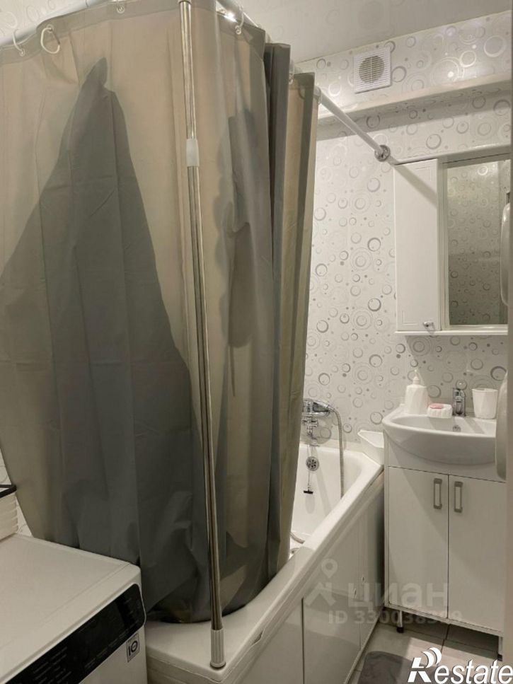 2-комн квартира улица Евгения Гаюсана, 34,  д. 34