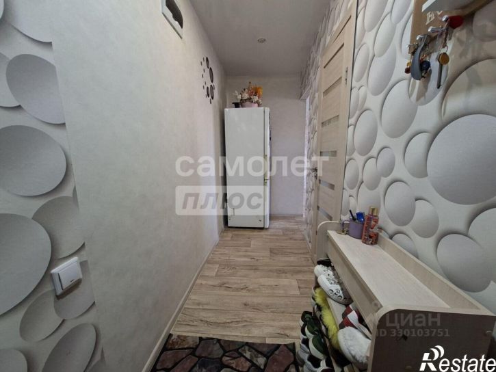 2-комн квартира улица Космонавтов, 8,  д. 8