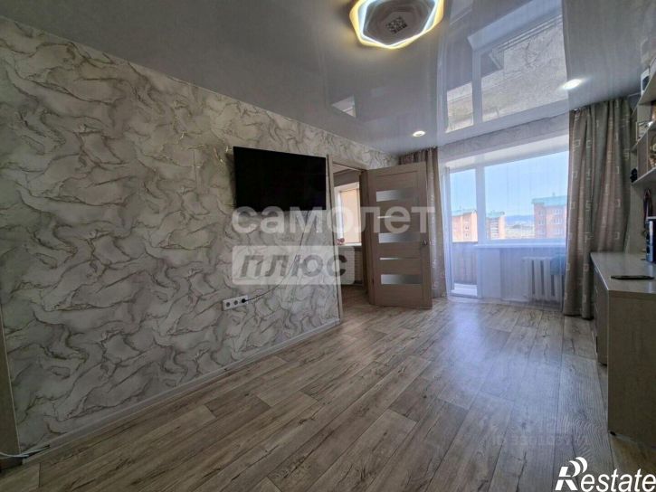 2-комн квартира улица Космонавтов, 8,  д. 8