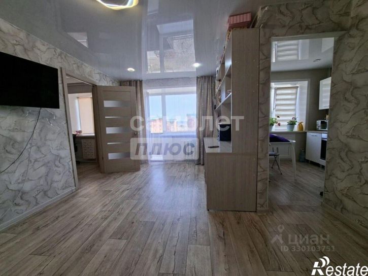 2-комн квартира улица Космонавтов, 8,  д. 8