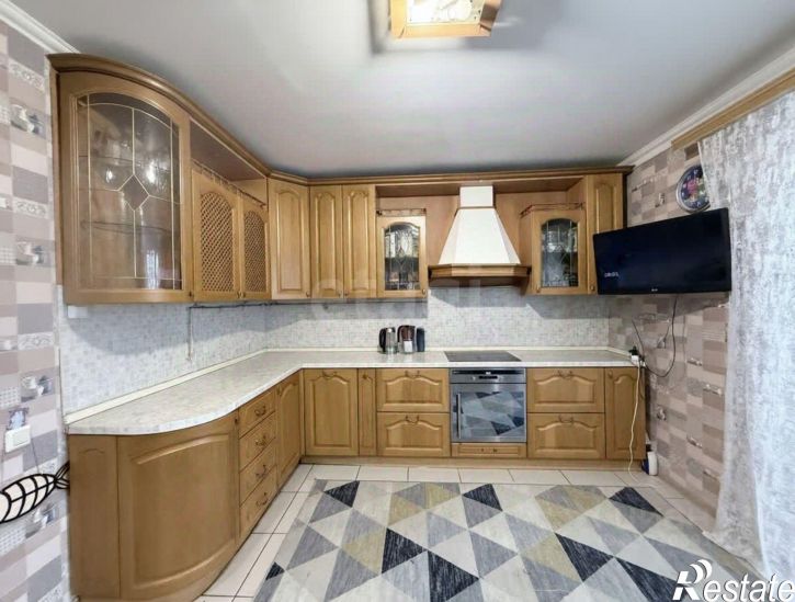 3-комн квартира улица Токмакова, 21,  д. 21