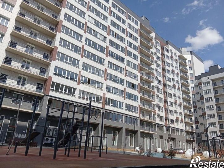 3-комн квартира проспект Маршала Жукова, 8,  д. 8