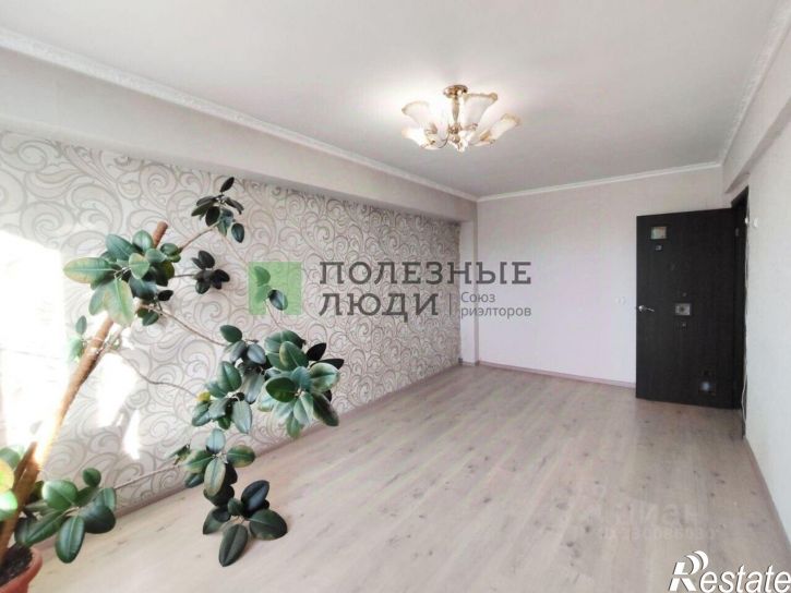 3-комн квартира Июньская улица, 22,  д. 22