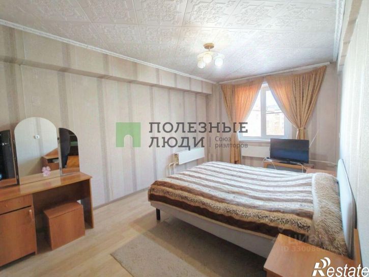 3-комн квартира Июньская улица, 22,  д. 22