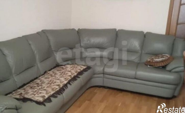 4-комн квартира улица Балябина, 16,  д. 16