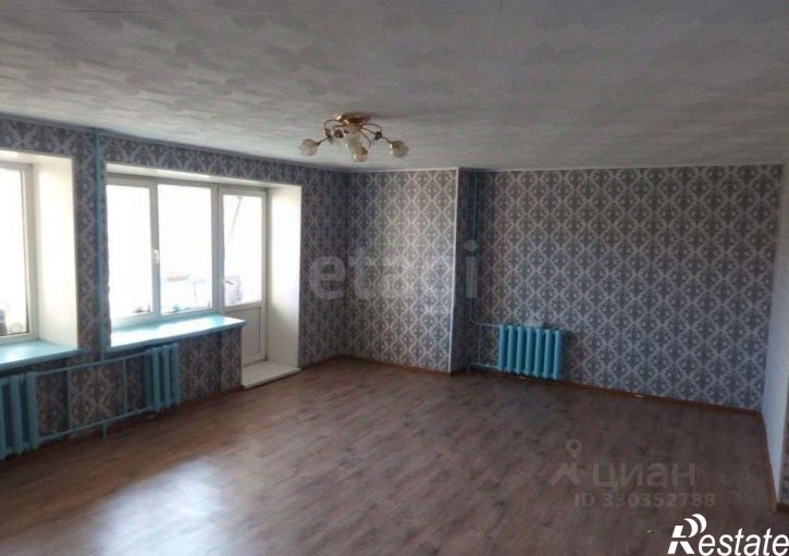 3-комн квартира ул Столярова, 38,  д. 38