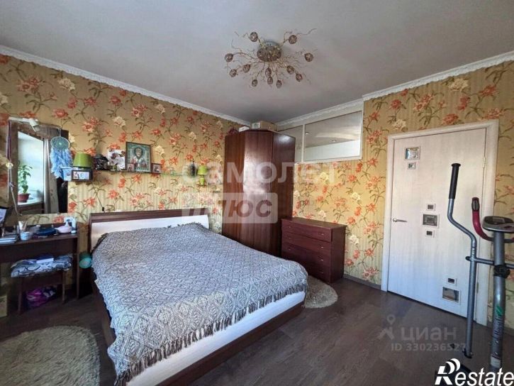 3-комн квартира улица Бабушкина, 93,  д. 93