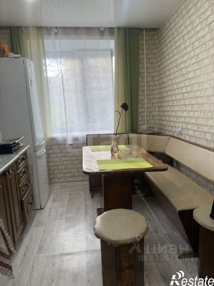 2-комн квартира улица Бутина, 107,  д. 107