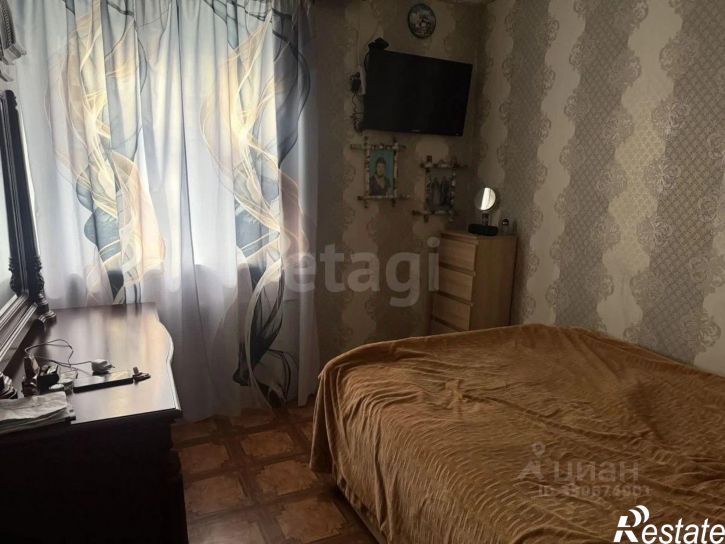 2-комн квартира улица Бутина, 107,  д. 107