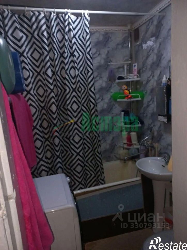 3-комн квартира улица Труда, 4,  д. 4