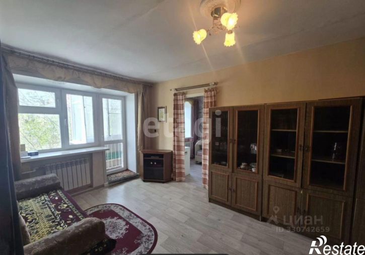 2-комн квартира улица Космонавтов, 1,  д. 1