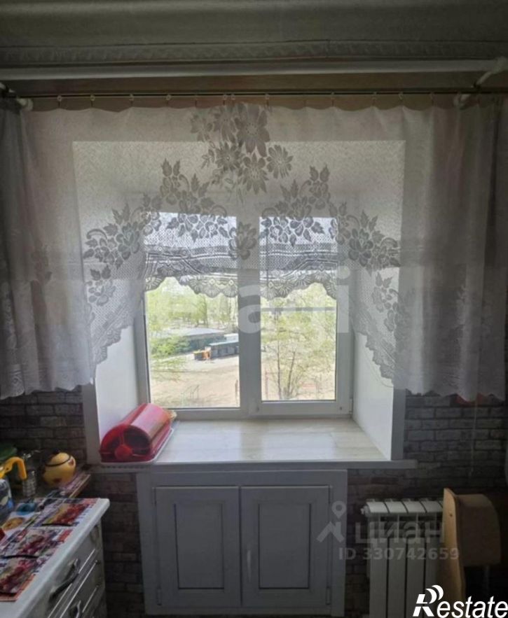 2-комн квартира улица Космонавтов, 1,  д. 1