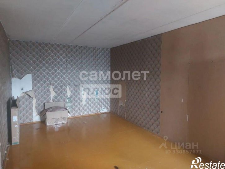2-комн квартира улица Столярова, 38,  д. 38