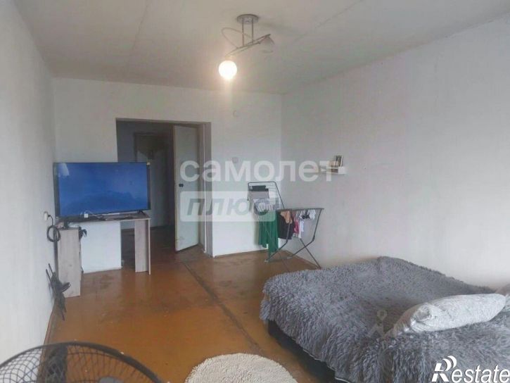 2-комн квартира улица Столярова, 38,  д. 38