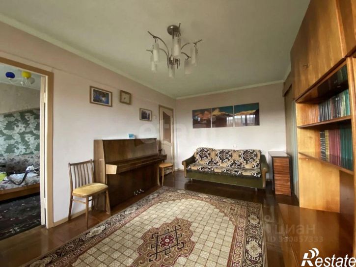 3-комн квартира Украинский б-р, 10,  д. 10