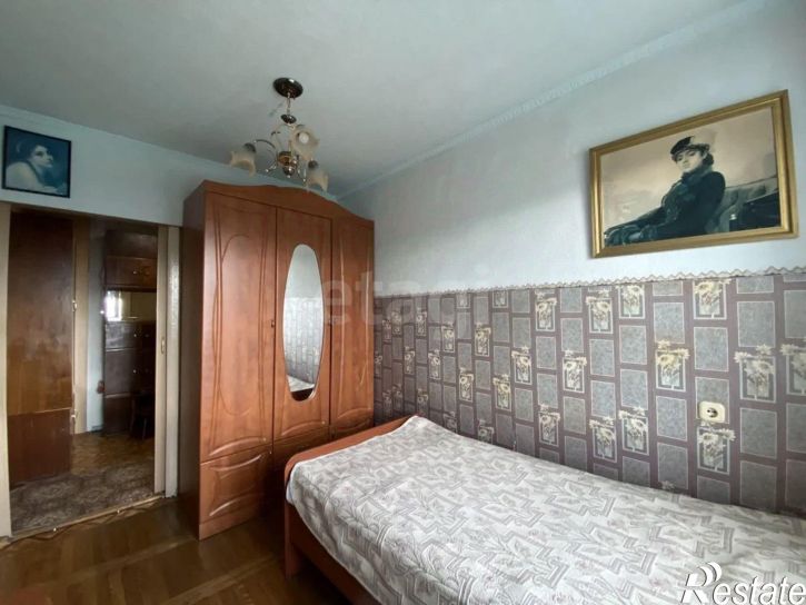 3-комн квартира Украинский б-р, 10,  д. 10