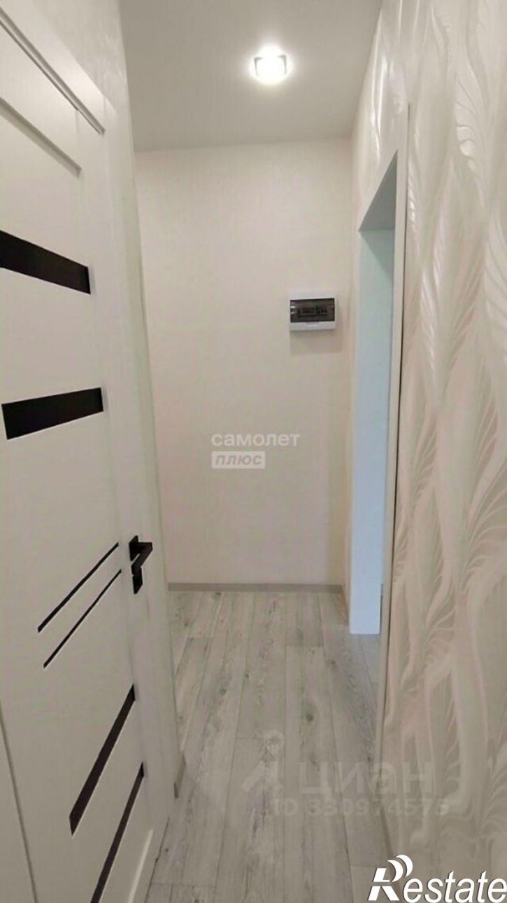 2-комн квартира Ленинградская улица, 80,  д. 80