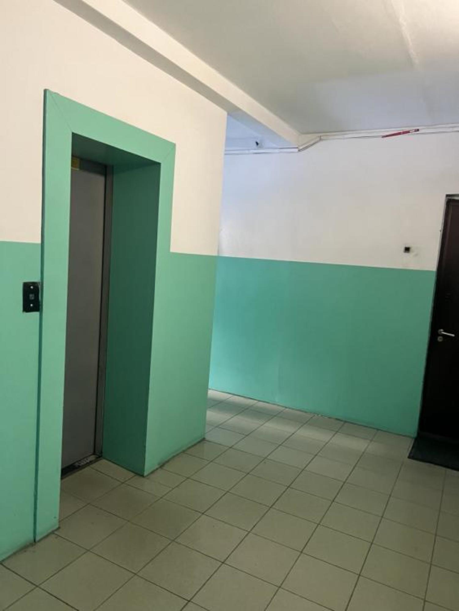 Купить квартиру за 15 000 000 рублей на Балябина, 16