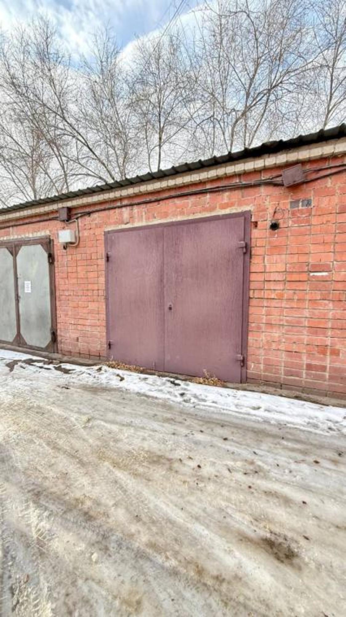 Купить гараж, место в паркинге за 2 000 000 рублей на Амурская, 71