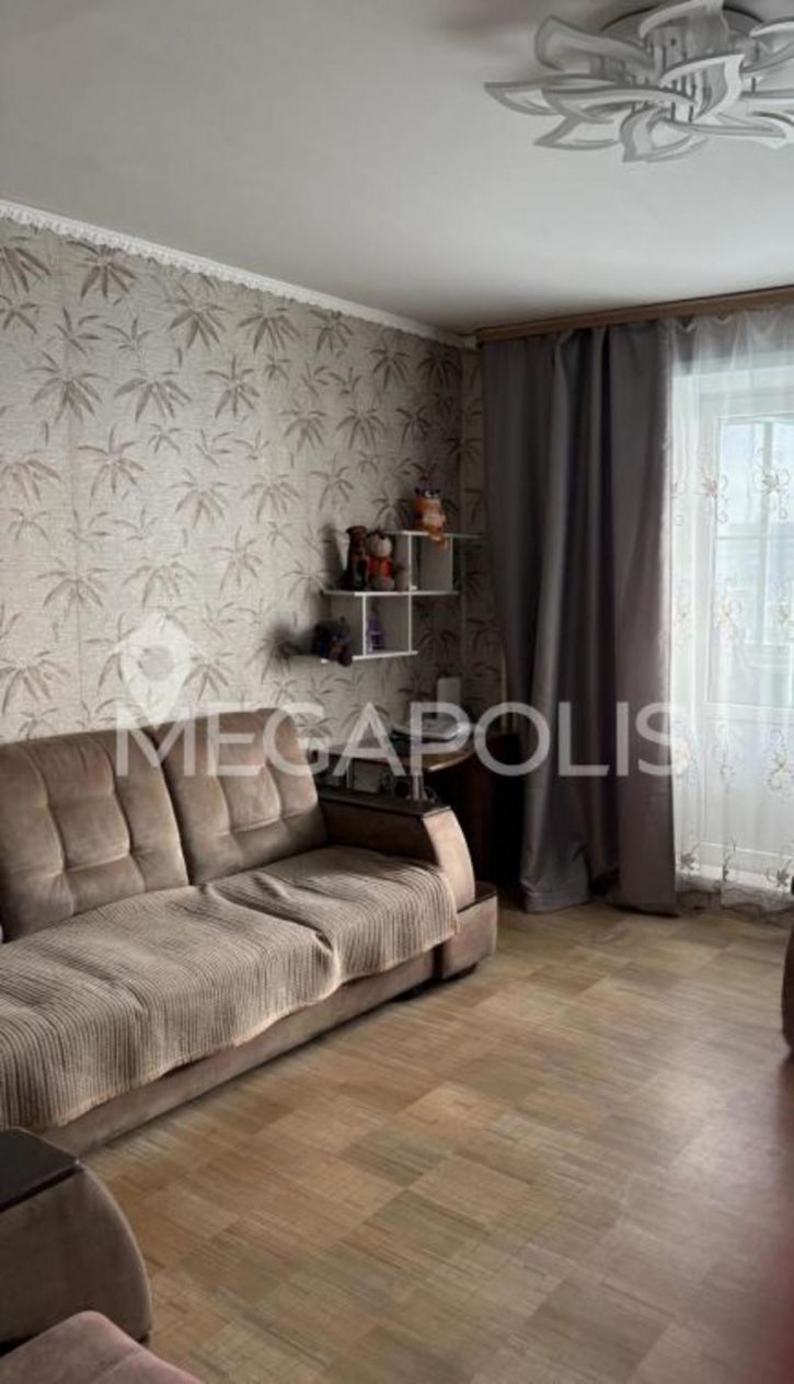 2-комн квартира мкр 6-й, 14
