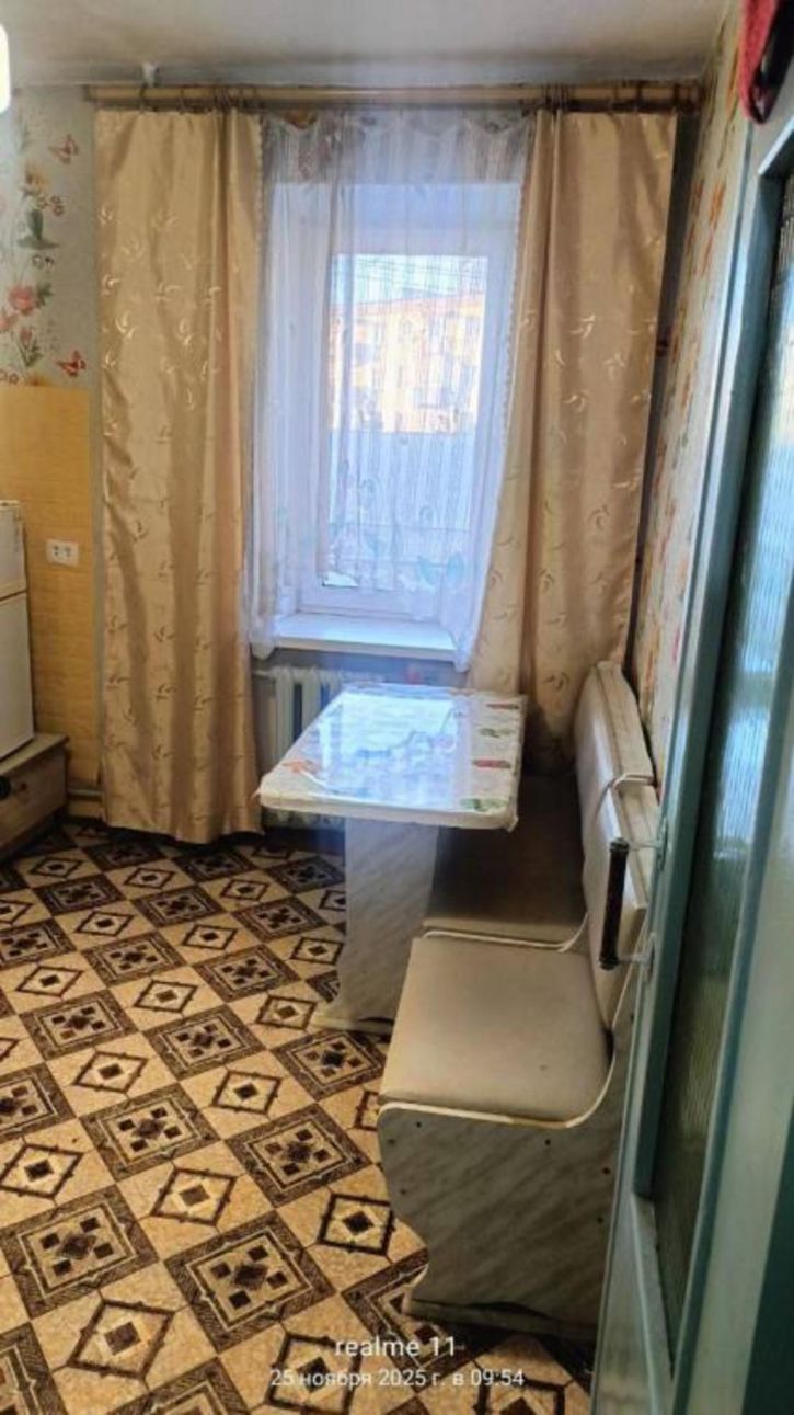 3-комн квартира Кастринская,  6