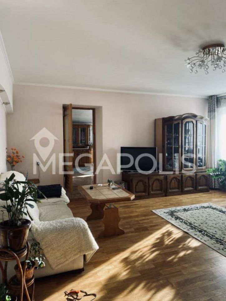 3-комн квартира Красноярская, 31