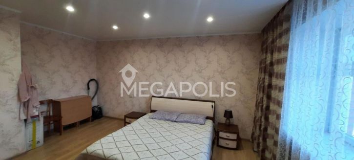 3-комн квартира Девичья сопка , 33