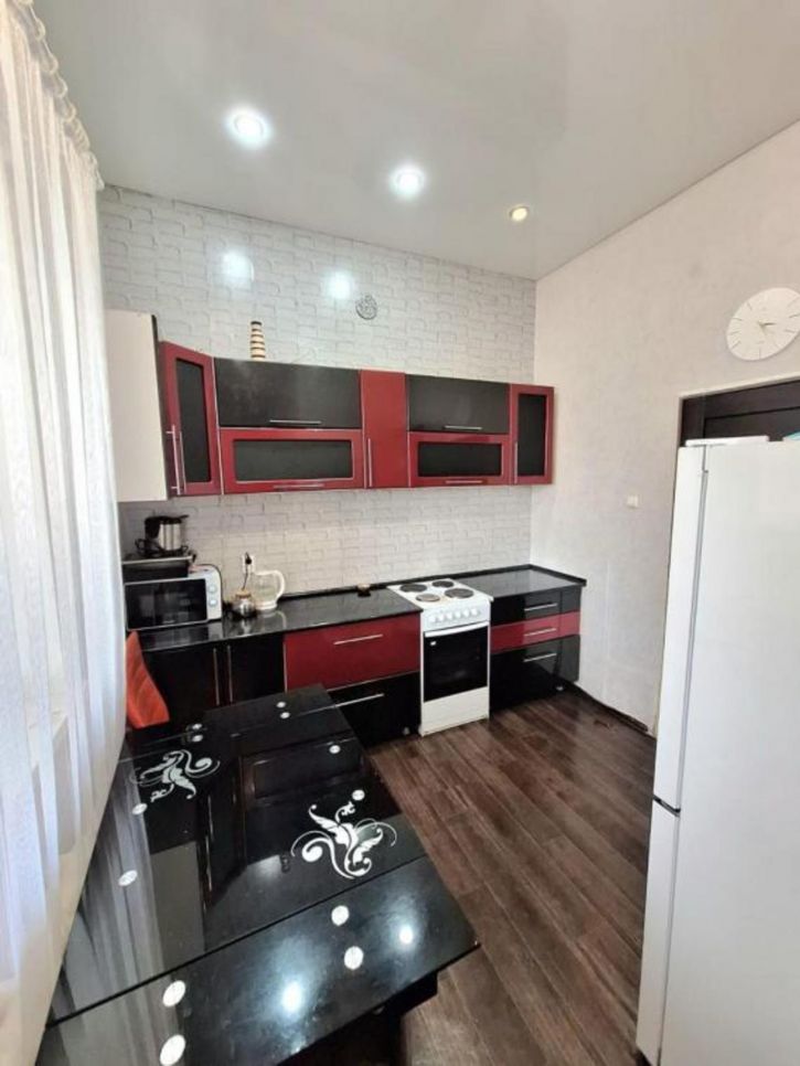 2-комн квартира Девичья Сопка Микрорайон, 36