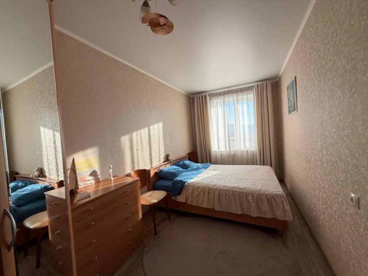 3-комн квартира Костюшко-Григоровича, 44