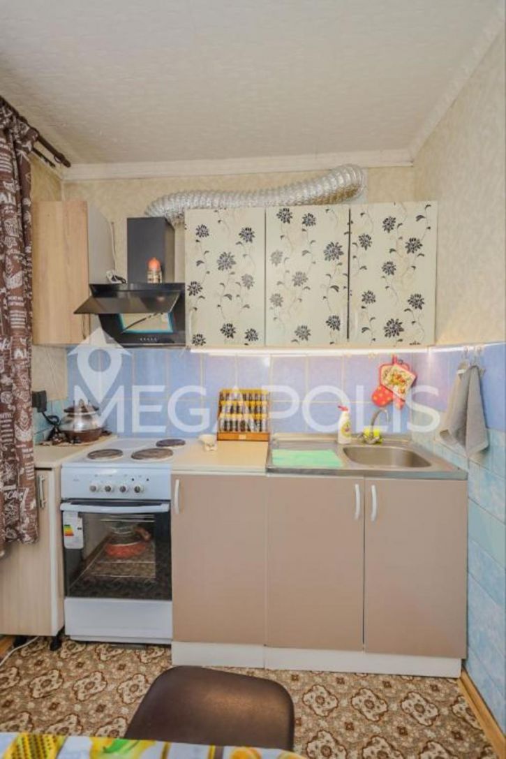 3-комн квартира Верхоленская, 18
