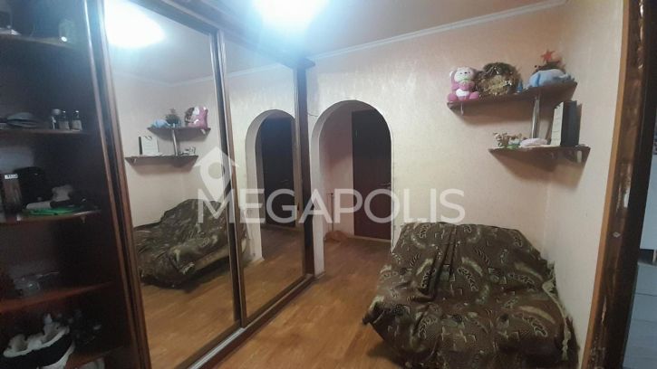 3-комн квартира Строителей, 75