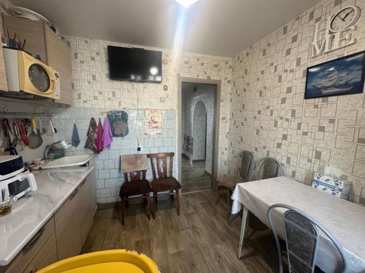 2-комн квартира Ползунова, 30