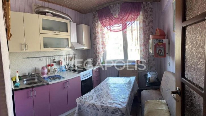 3-комн квартира Весенняя, 9