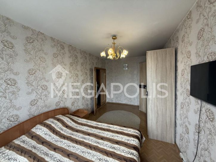 2-комн квартира Таежная, 2