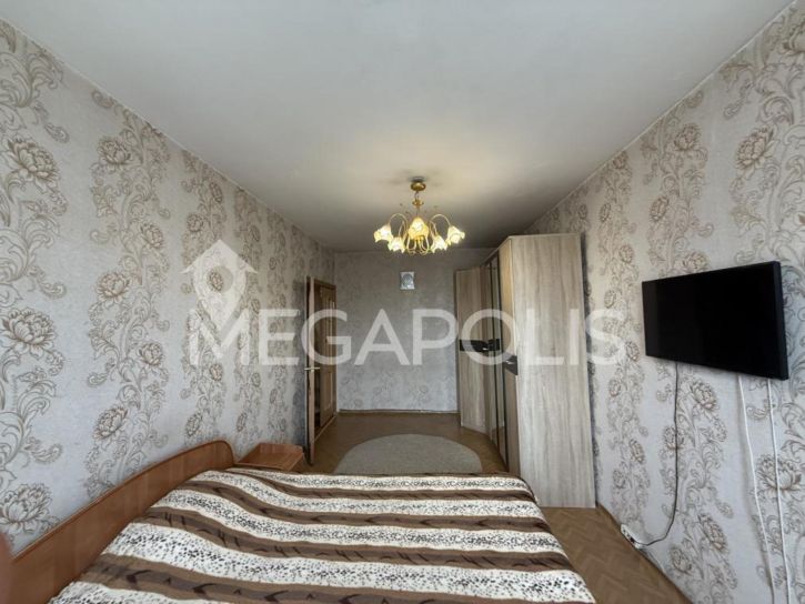 2-комн квартира Таежная, 2