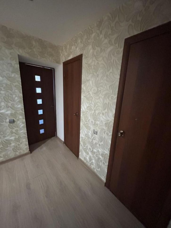 3-комн квартира Бутина, 93
