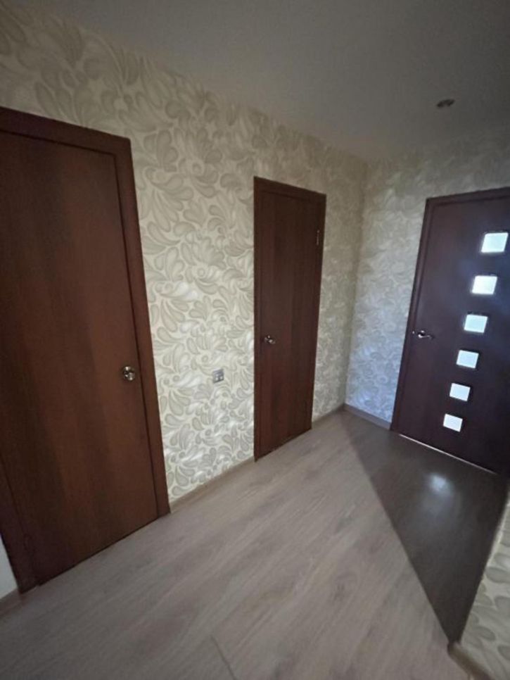 3-комн квартира Бутина, 93