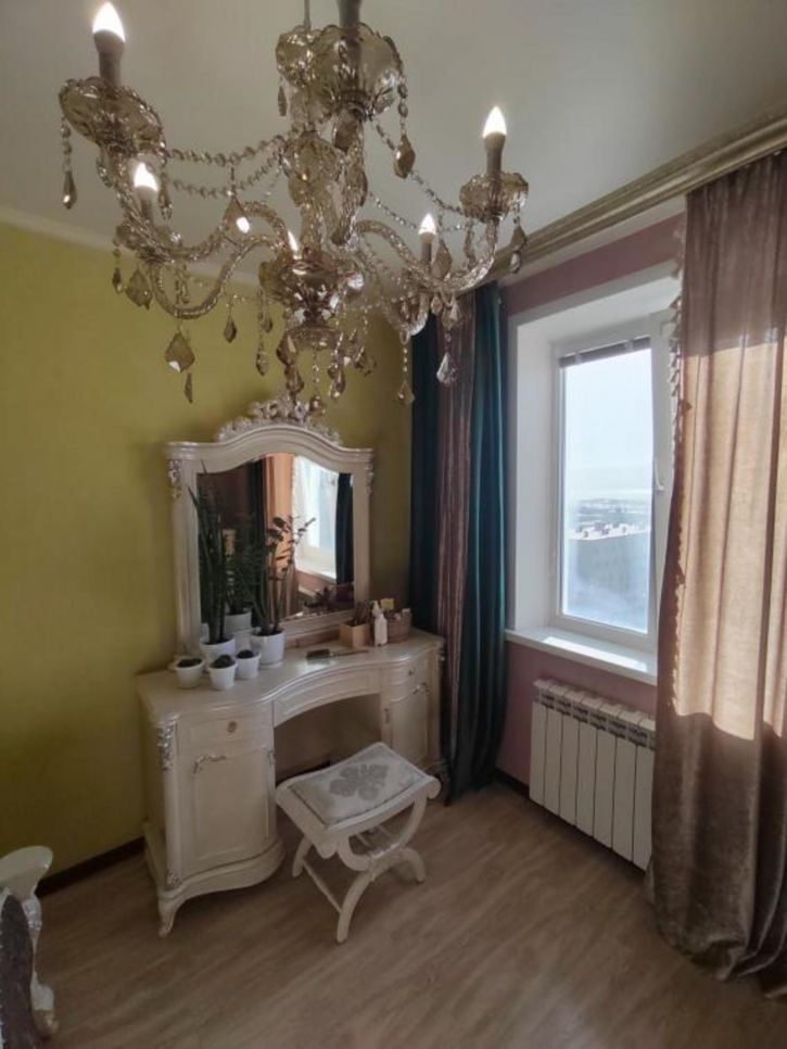 2-комн квартира Строителей, 4