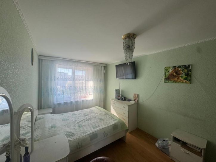 3-комн квартира Бутина, 93
