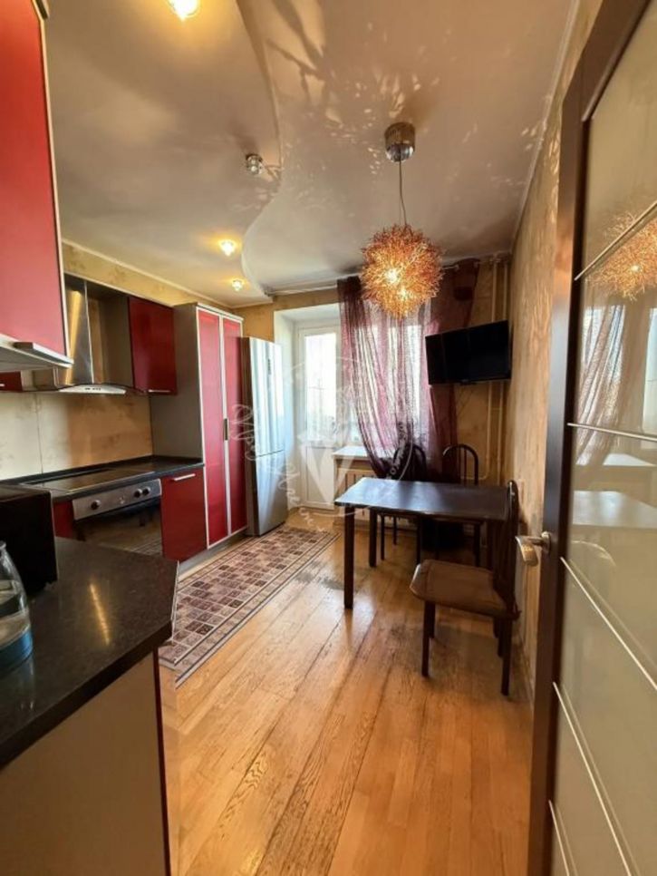 2-комн квартира Ленина, 43