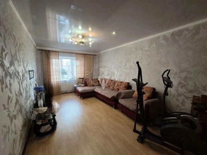 3-комн квартира Царский Микрорайон, 3