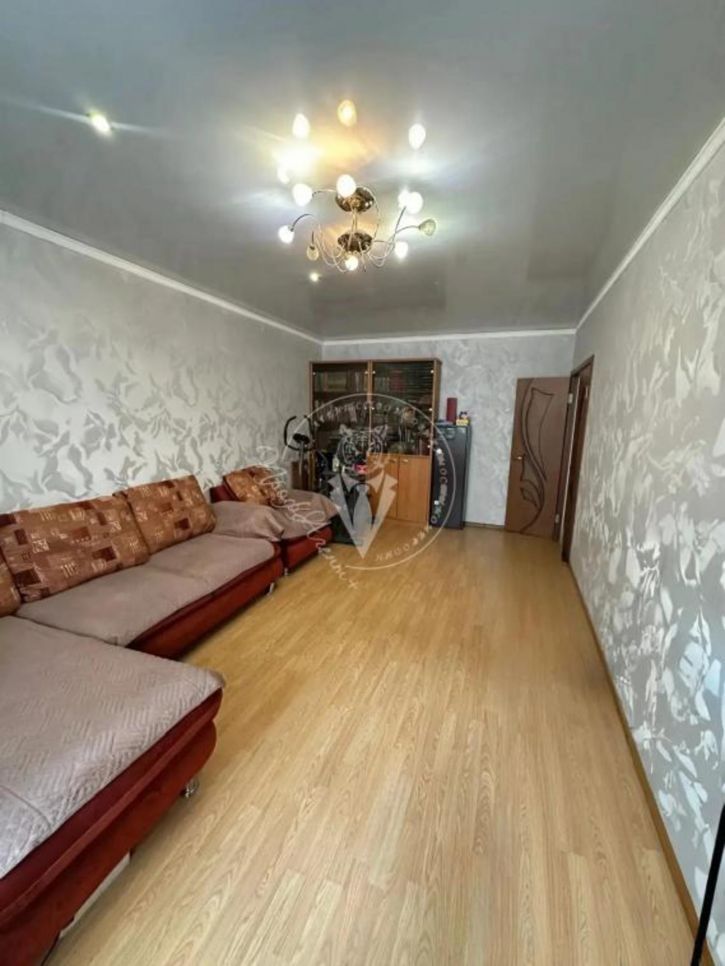 3-комн квартира Царский Микрорайон, 3