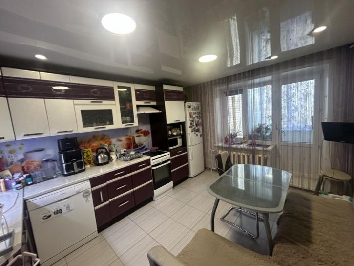 4-комн квартира Фадеева Проспект, 5